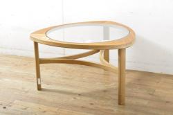 ヴィンテージ家具　北欧ビンテージ　緻密な木肌が美しいチーク材製エクステンションテーブル(ダイニングテーブル)