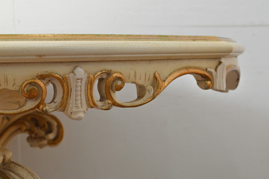 中古　美品　イタリア高級家具　ノバパルク(NOVAPLAK)　ロココ調のエレガントな彫刻が美しいダイニングテーブル(食卓、4人掛け、四人掛け)(R-055493)