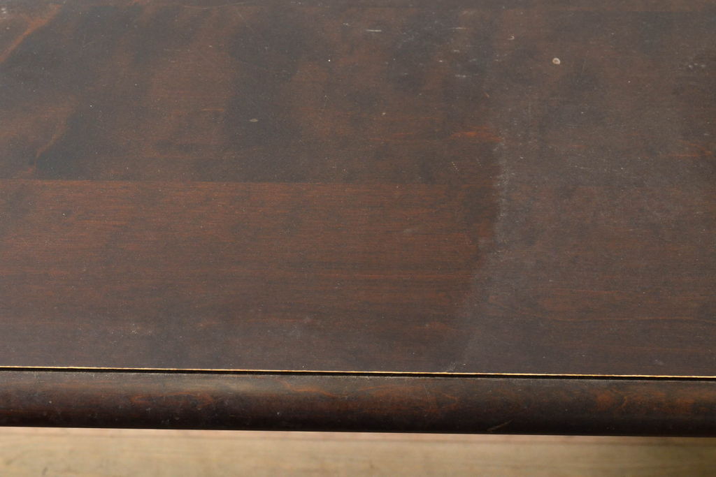 中古　北海道民芸家具　細身の脚が上品な印象を高めるダイニングテーブル(4人掛け、食卓)(R-060093)