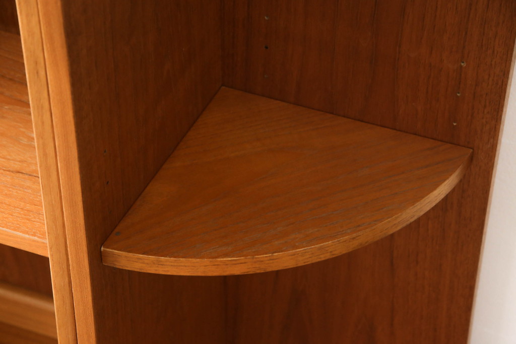 イギリスヴィンテージ　G-PLAN(ジープラン)　Fresco(フレスコ)　チーク材　ウォールユニット(リビングボード、収納棚、飾り棚、ビンテージ)(R-050155)