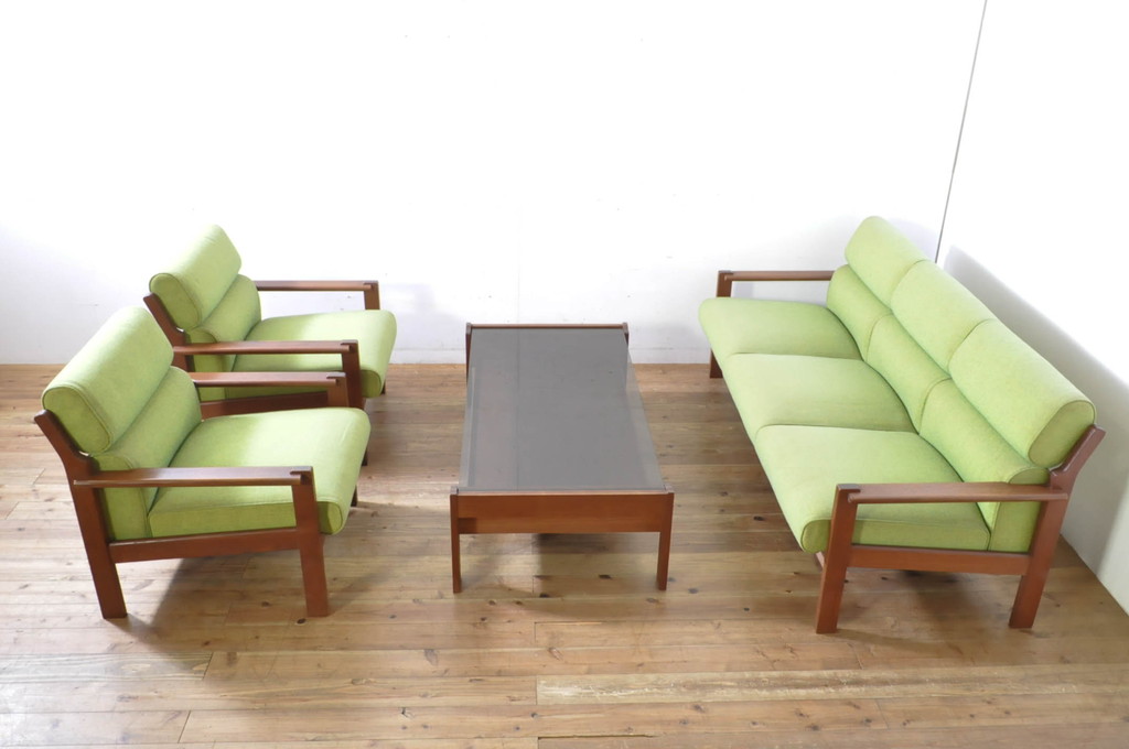 和製ビンテージ　日田工芸　チーク材　鮮やかなグリーンカラーが空間のアクセントになる1人掛けソファ2脚セット(1P、一人掛け、アームチェア、椅子、イス、ヴィンテージ)(R-065807)