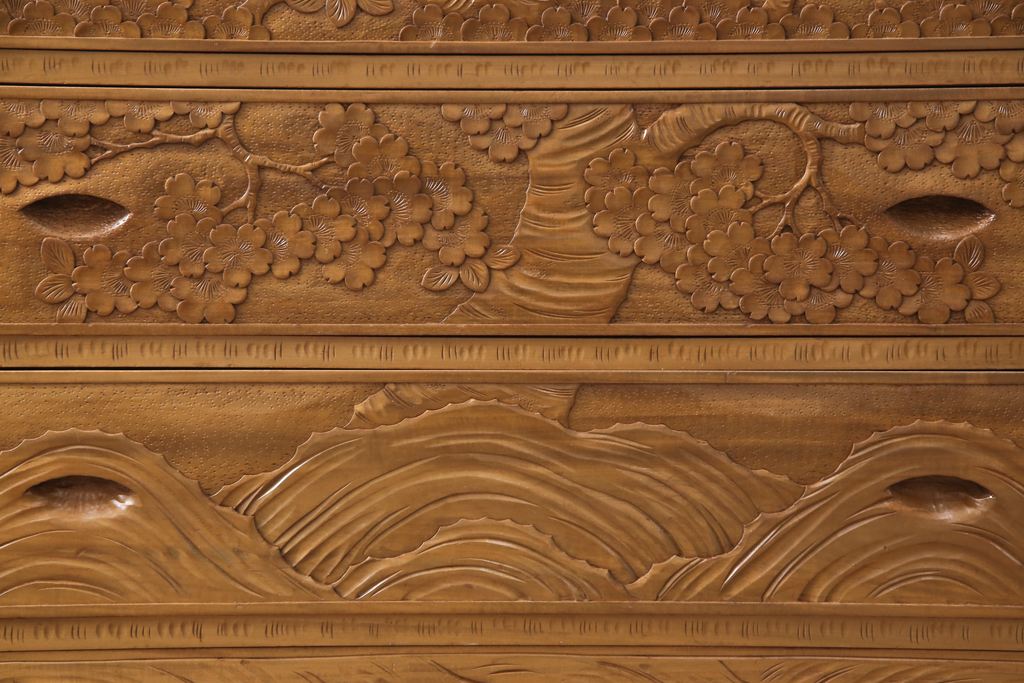 中古　美品　軽井沢彫り　伝統工芸　咲き誇る桜の彫刻が美しいドレッシングチェスト(ドレッサー、鏡台、引き出し、ミラー)(R-055461)