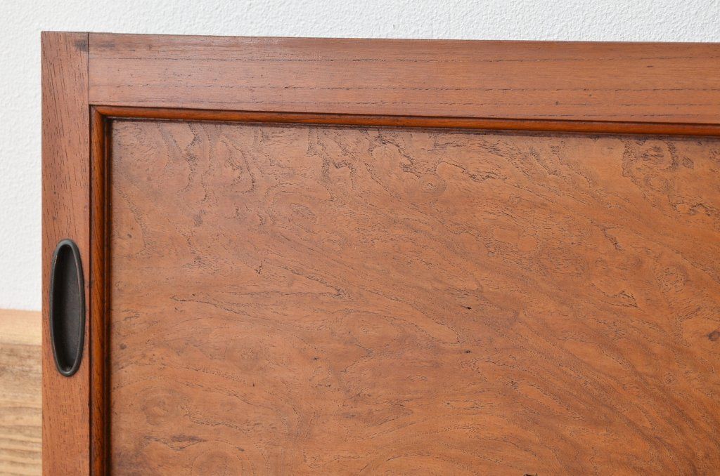 欅の玉杢無垢材で作られた小さな引き戸2枚セット(3)