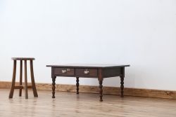 アンティーク家具　アンティーク　可愛いデザイン!古い木の文机(テーブル)