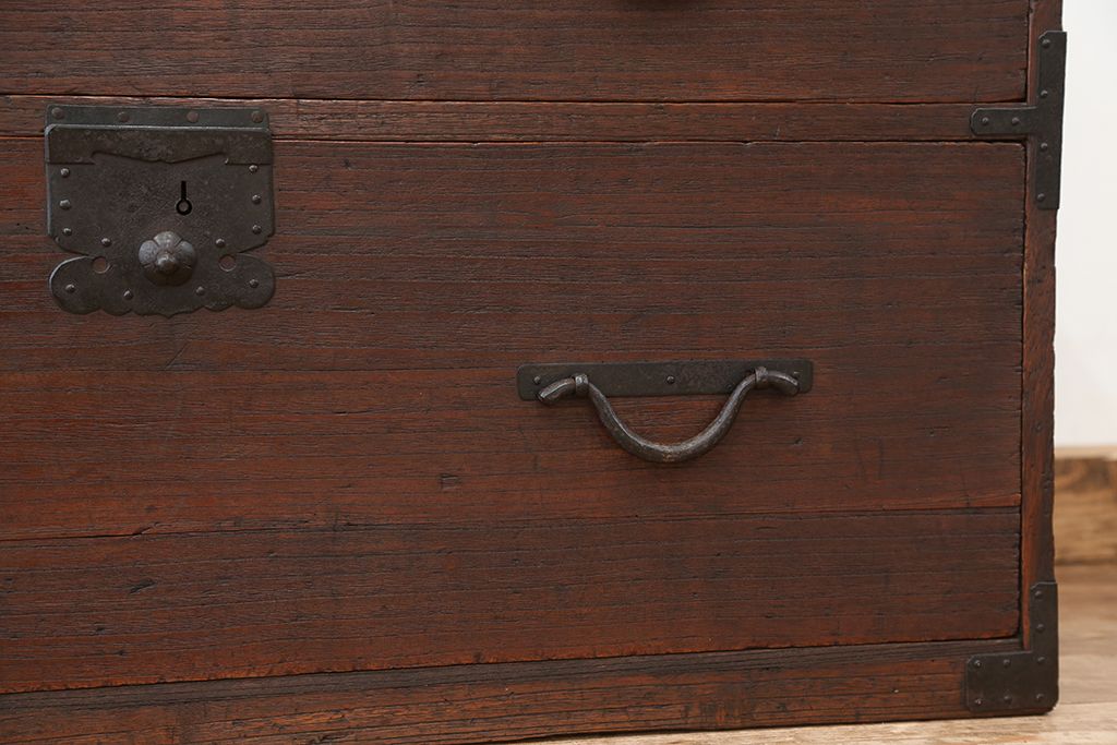 アンティーク家具　古い時代箪笥ローボード(ローチェスト)