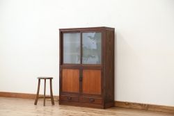 アンティーク家具　アンティーク　可愛いデザイン!古い木のスリガラス入り本箱　