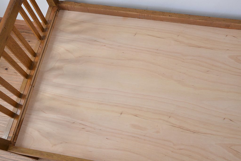 レトロ家具　アンティーク　古い木のレトロなベッドフレーム(3)