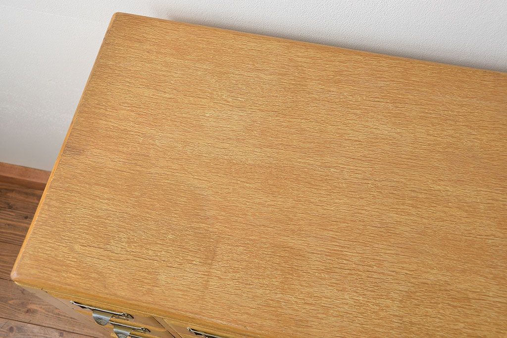 レトロ家具　昭和レトロ 重厚でかわいい脚付きナラ材カードケース(小引き出し、チェスト、ドロワー、図書館、図書室)