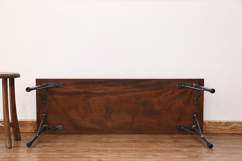 アンティーク家具　アンティーク 天板一枚板　使い込まれた古材天板の鉄脚センターテーブル(8)