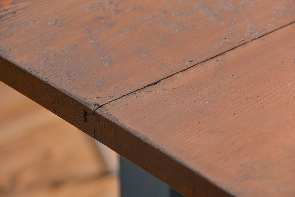 アンティーク家具　アンティークペイント　古い木の大きな作業台(テーブル、陳列台)