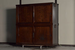レトロ家具　昭和レトロ　タモ材　象嵌がポイントになったブックシェルフ(本棚、飾り棚、オープンラック)