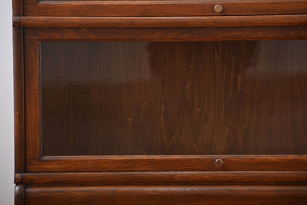 アンティーク家具　イギリスアンティーク　古いオーク材のおしゃれなスタッキングブックケース