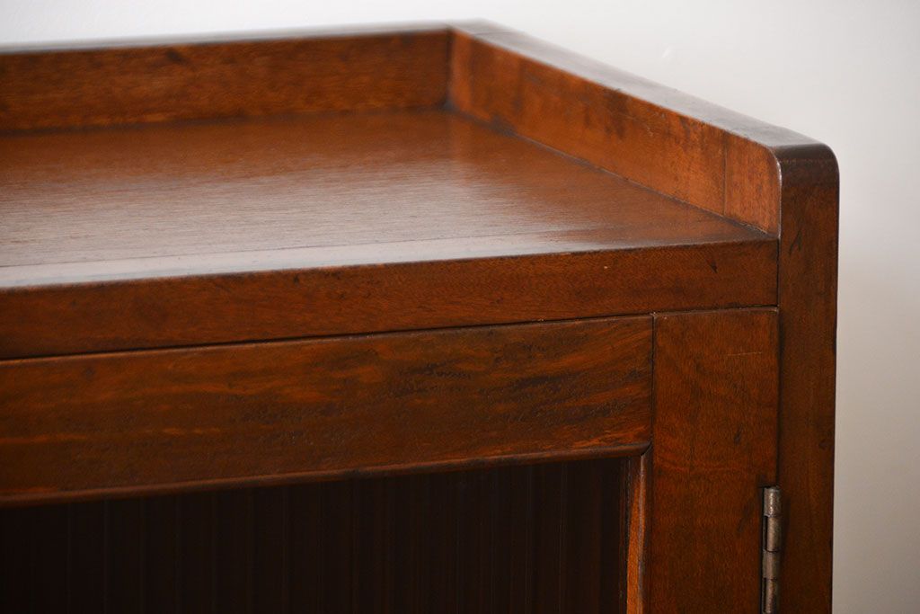 アンティーク家具　アンティーク　2杯引き出し付き古い木製の本箱