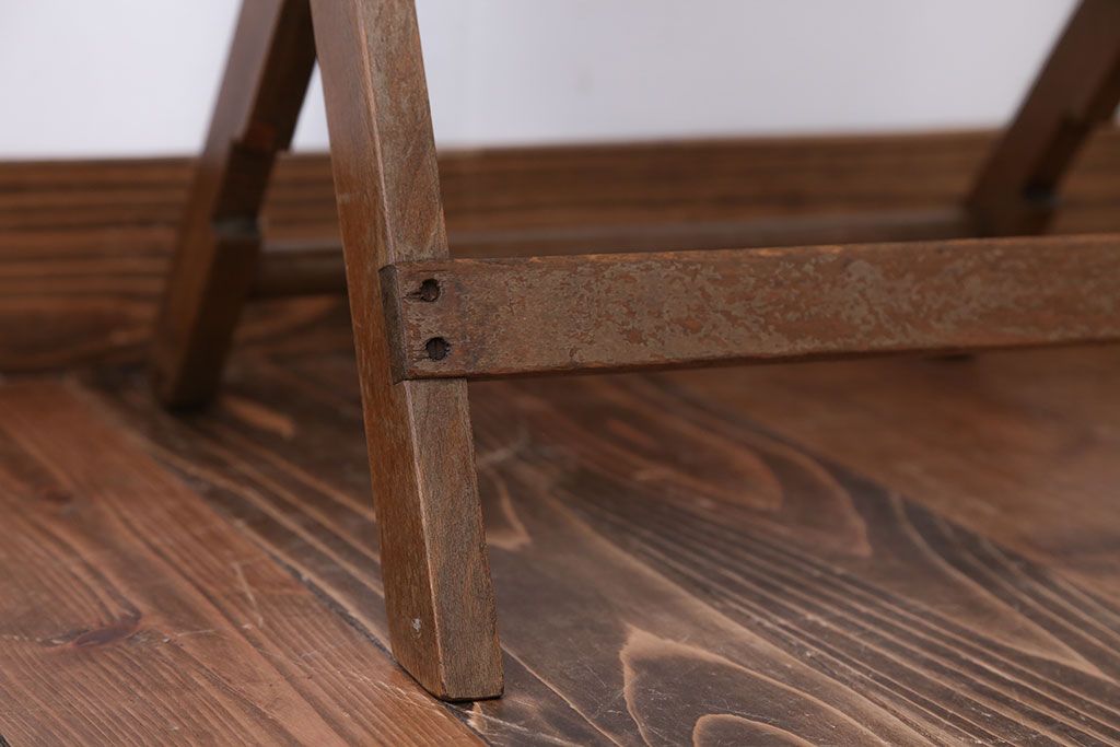 アンティーク家具　イギリスアンティーク　古い木製のフォールディングチェア(2)