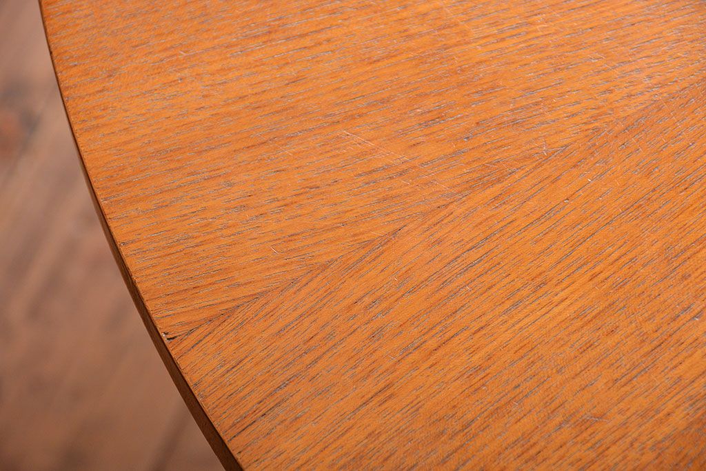 ヴィンテージ家具　北欧ビンテージ　マッキントッシュ製　ラウンドテーブル