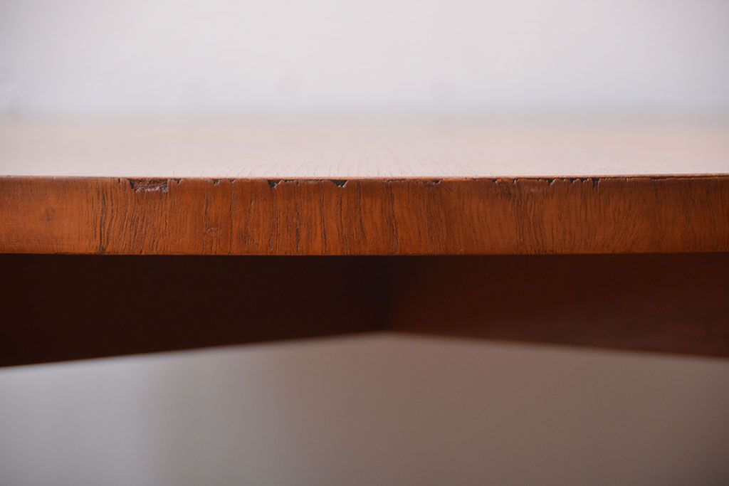 ヴィンテージ家具　北欧ビンテージ　マッキントッシュ製　ラウンドテーブル