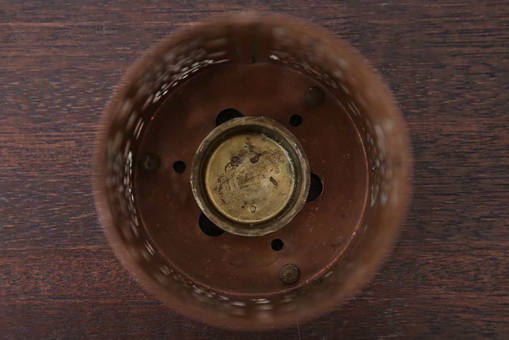アンティーク雑貨　北欧ビンテージ　古い銅製のかわいいキャンドルシェード