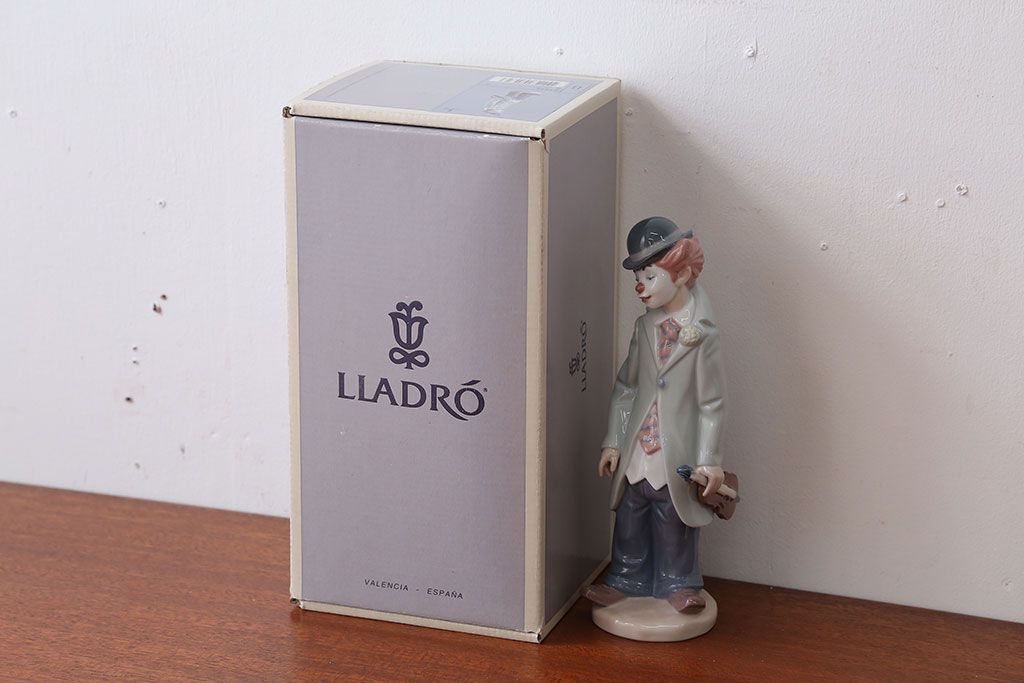 アンティーク雑貨 美品・リヤドロ(LLADRO)少年ピエロ(ヴァイオリン