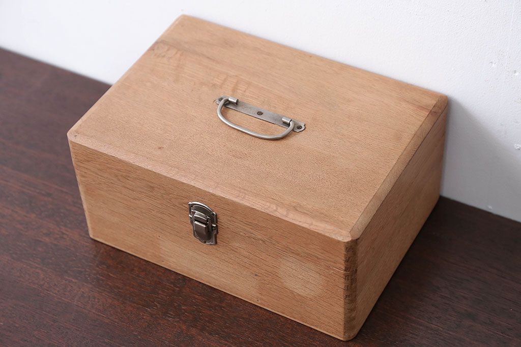 アンティーク雑貨　昭和レトロ　ナラ材の小さなアンティーク木箱