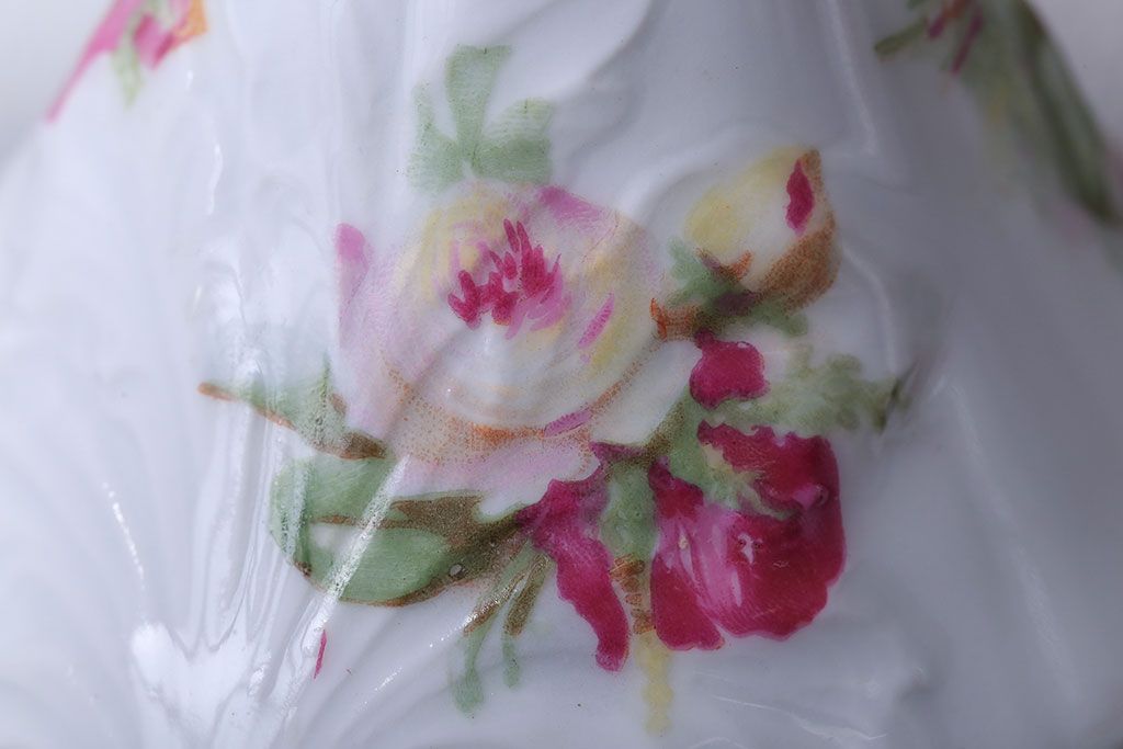 アンティーク雑貨　イギリスアンティーク　優雅なバラのドレッサーセット(キャンドルスタンド・小物入れ・トレー)