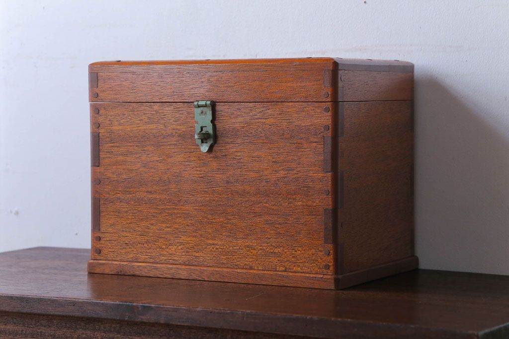 アンティーク雑貨 昭和レトロ 古い木のアンティーク収納箱(収納ケース
