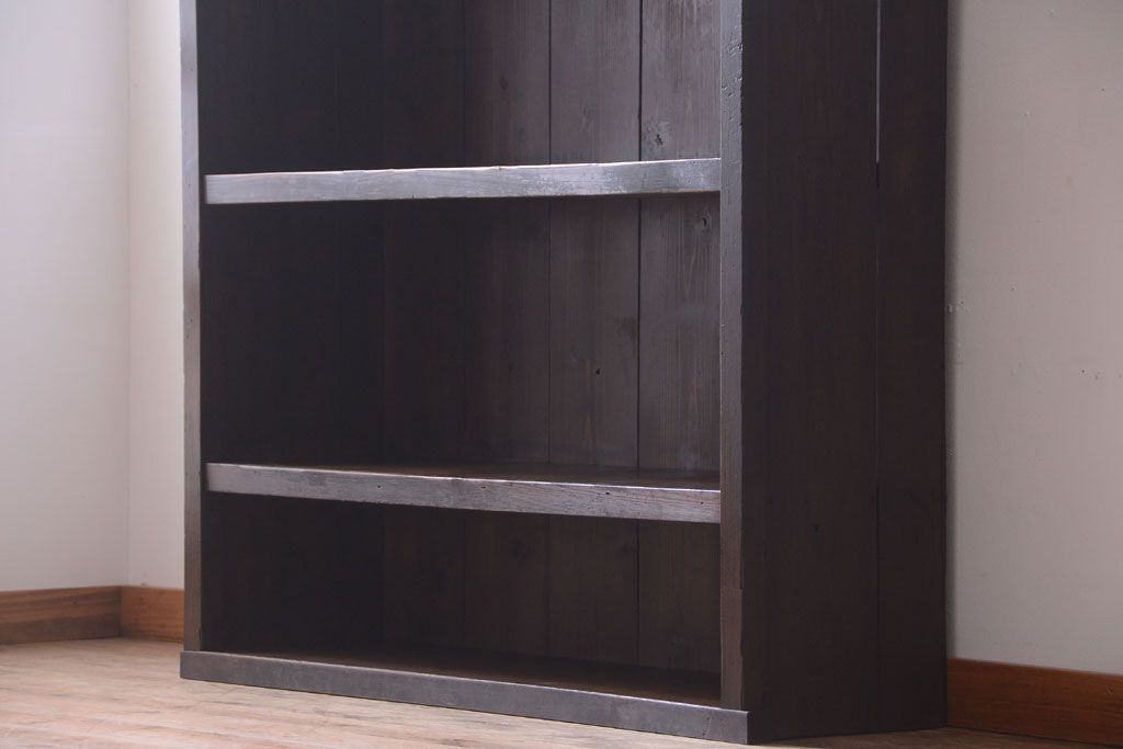 アンティーク家具　古民具・骨董　古い木製のシンプルで大きなアンティーク飾り棚(本棚)
