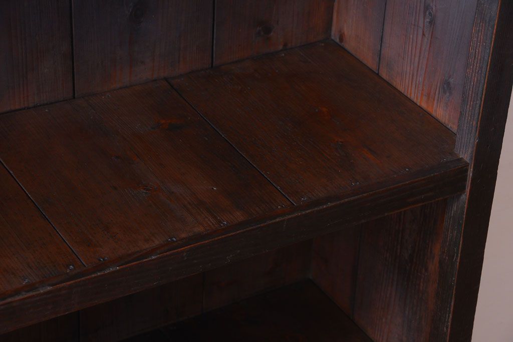 アンティーク家具　古民具・骨董　古い木製のシンプルで大きなアンティーク飾り棚(本棚)
