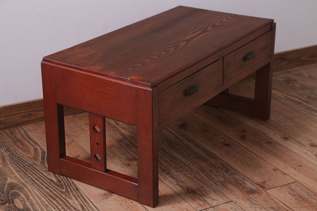 レトロ家具　和製アンティーク　レトロモダンな古い木製の文机