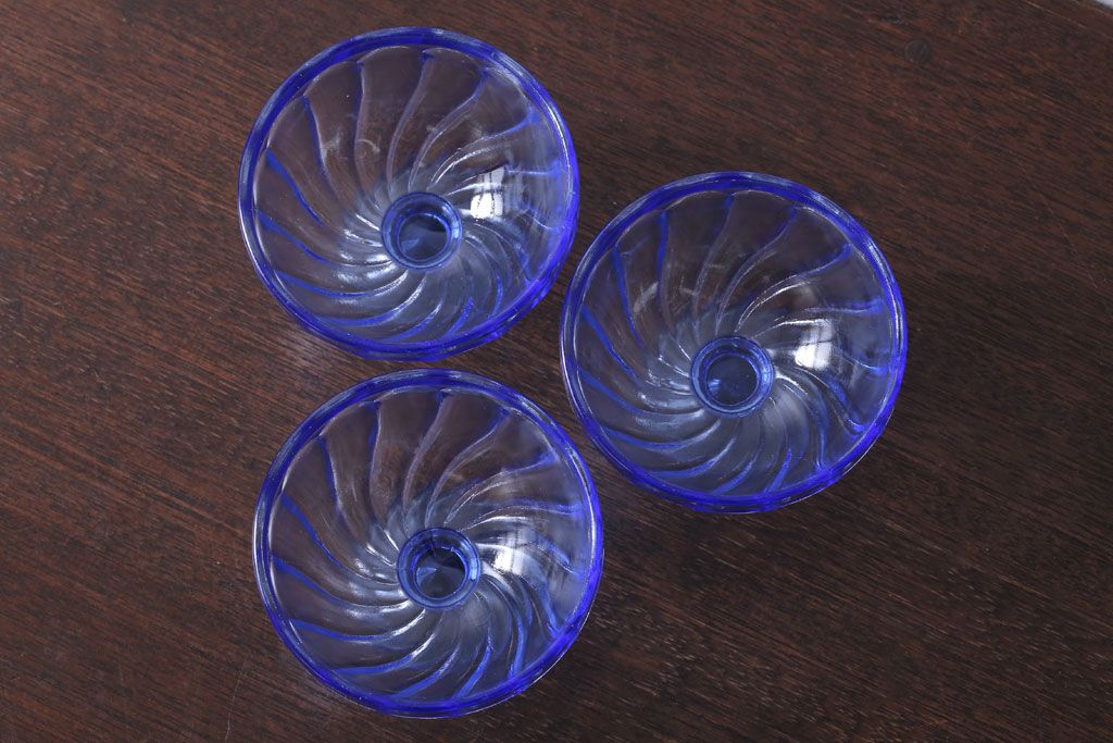 アンティーク雑貨　和製アンティーク　昭和レトロな氷コップ3個セット(プレスガラス)(3)