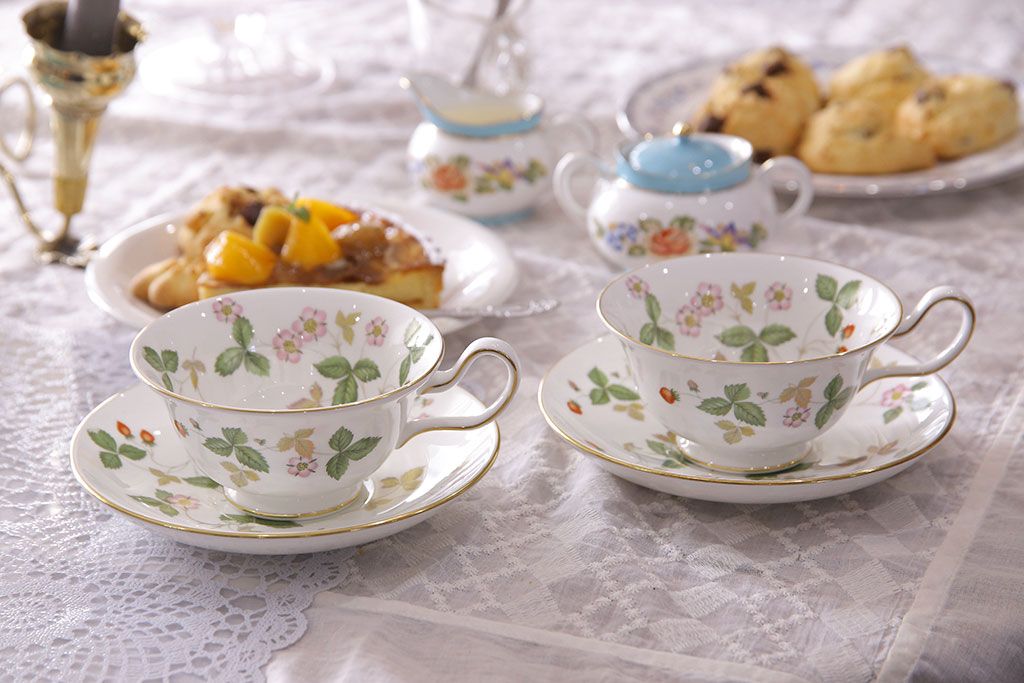 WEDGWOOD ワイルドストロベリー　カップ\u0026ソーサーA　未使用