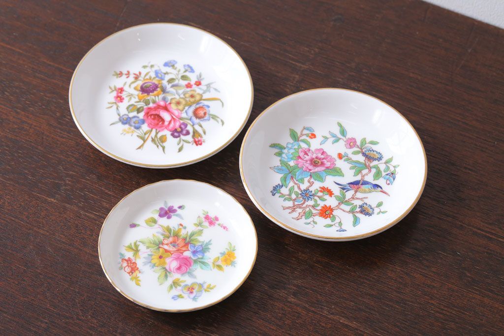 アンティーク雑貨　中古　MINTON (ミントン)など花柄の小皿3枚セット(洋食器)