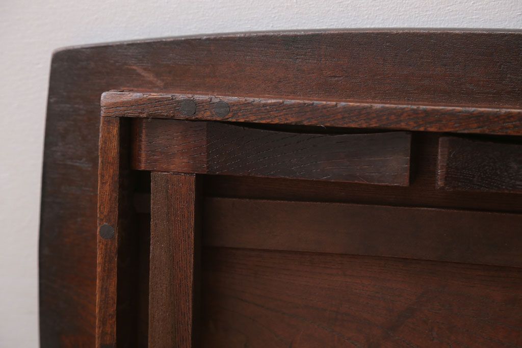 アンティーク雑貨　和製アンティーク　小ぶりな古い木製の角ちゃぶ台