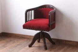 アンティーク家具　和製アンティーク　古いナラ材のシックな回転椅子(2)