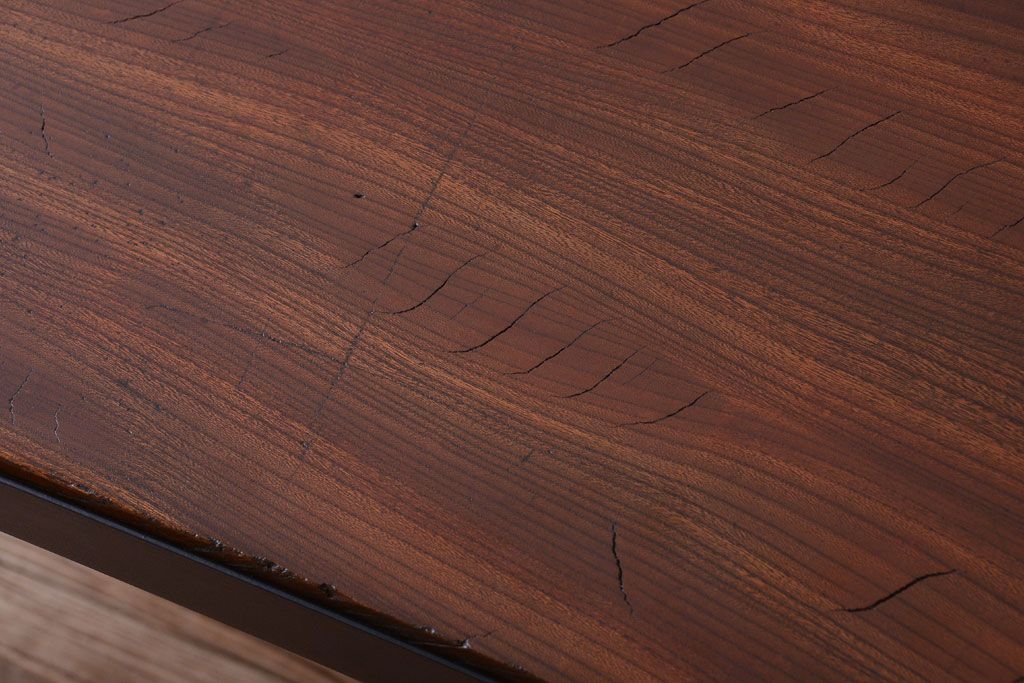 アンティーク家具　アンティーク　天板欅古材一枚板の鉄脚ダイニングテーブル(作業台)