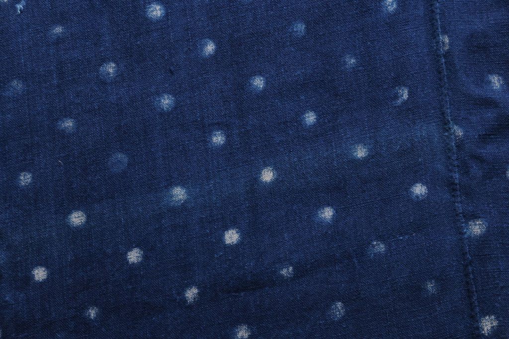 アンティーク雑貨　アンティーク　インディゴ(藍)染めハンガリーリネンのテーブルクロス(ドット柄)