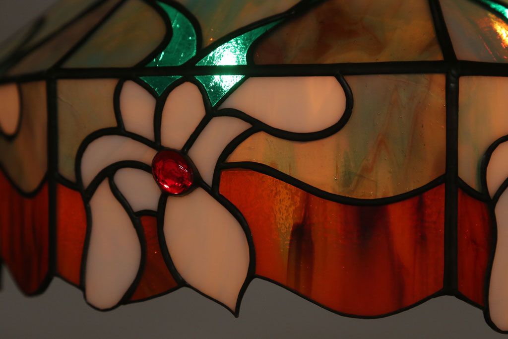 フランスビンテージ　ステンドグラスシェードの上品な天井照明(ペンダントライト)