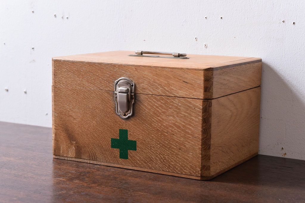 アンティーク雑貨 昭和レトロ 古い木製の小さな救急箱(木箱・小箱・小物収納箱)(2) | ラフジュ工房