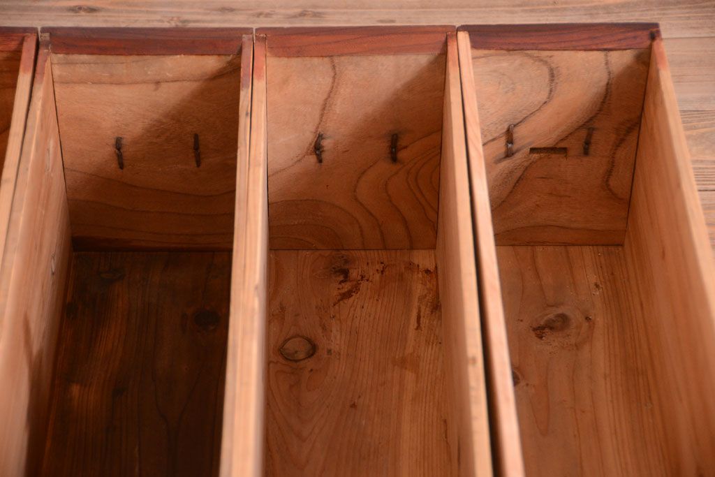 アンティーク家具　古民具・骨董　明治　前面欅材のアンティーク階段箪笥