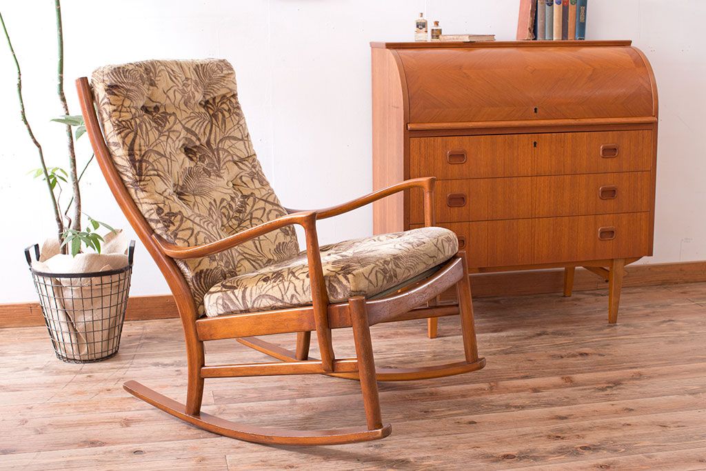 イギリスビンテージ　Parker Knoll(パーカーノール)　おしゃれなロッキングチェア