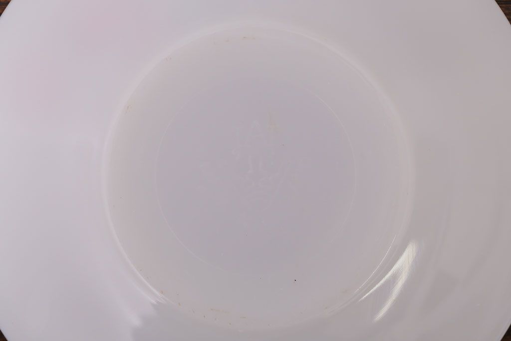 イギリスビンテージ　JAJ　パイレックス　June Rose(ジューン ローズ)シリーズ　ミルクガラスのカップ&ソーサー2客セット(洋食器)