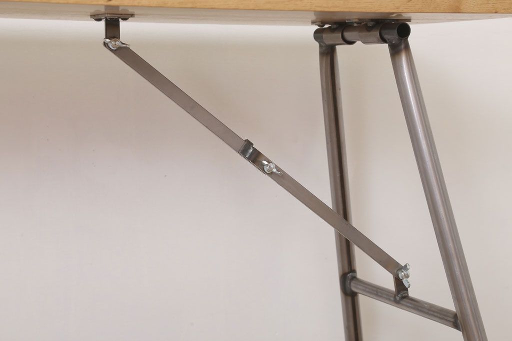 ラフジュ工房オリジナル　鉄脚　ナラ材製折りたたみテーブル(作業台)(2)