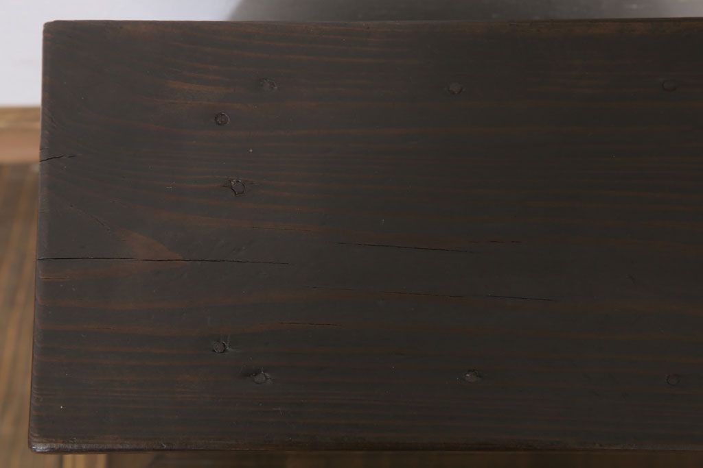 アンティーク雑貨　古い木製の小ぶりな踏み台(ステップ)