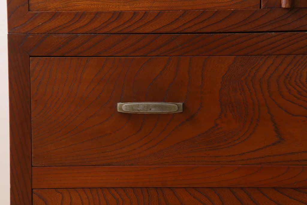 アンティーク家具　前面欅材　漆塗り　作りの良い和製アンティークワードローブ(洋服箪笥)