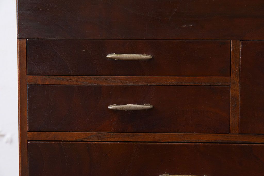 アンティーク雑貨　古い木製のレトロなアンティーク裁縫箱(小引き出し)