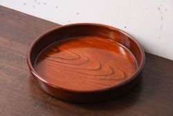 アンティーク雑貨　和製アンティーク　欅材!漆塗りが美しい古い木製丸盆(1)
