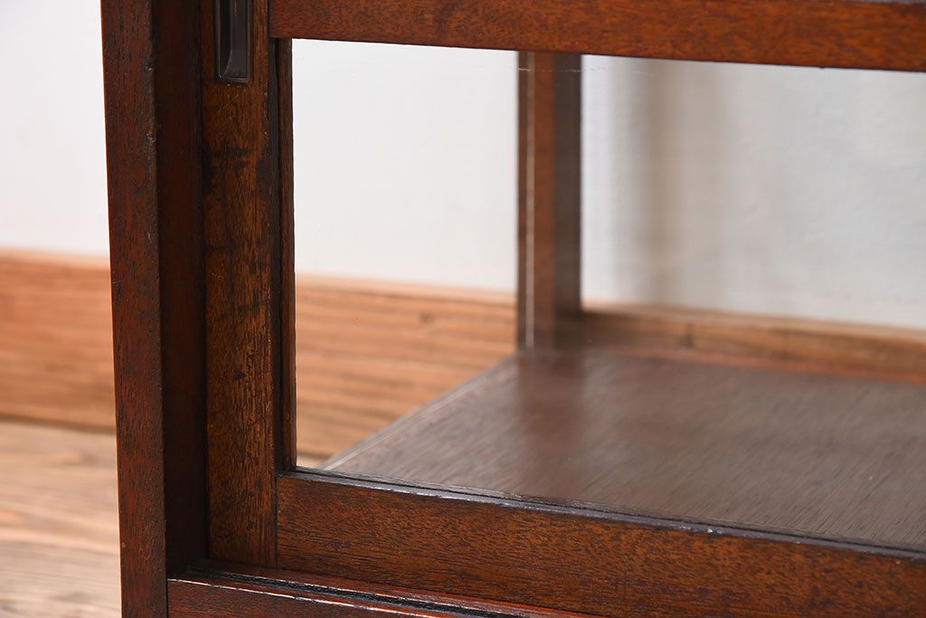 アンティーク家具　小ぶりな木製アンティークガラスケース(ショーケース)