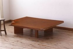 和製アンティーク　山葉(ヤマハ、日本楽器)　シンプルな透かしがアクセントの折り畳みテーブル(折りたたみ机、サイドテーブル、コンソールテーブル、作業台、カフェテーブル、コーヒーテーブル)(R-064749)