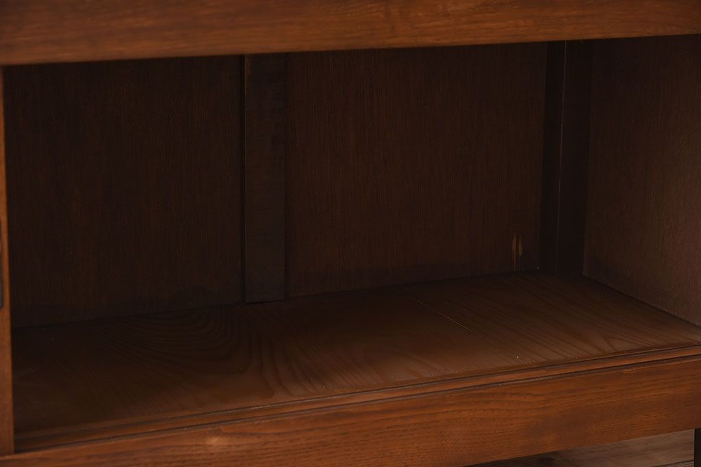 レトロ家具　ナラ材製　昭和レトロなマス目ガラスケース(ショーケース、収納棚、飾り棚)