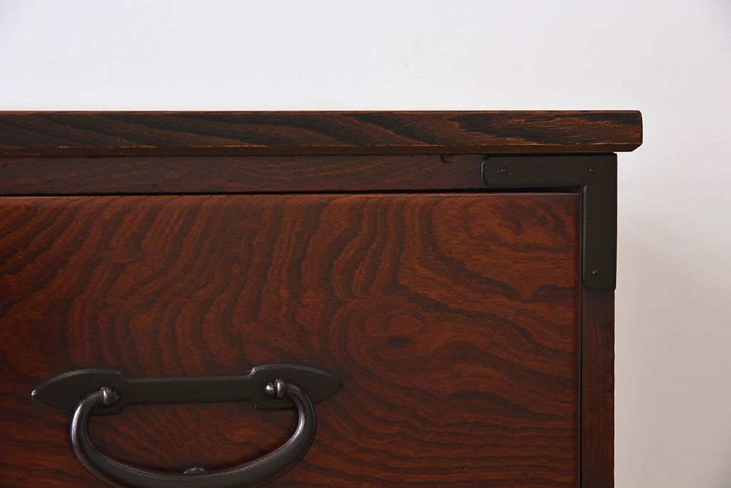 アンティーク家具　古民具・骨董　杢目が美しい前面欅材の仙台箪笥サイドボード