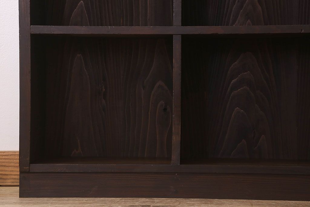 アンティーク家具　特大サイズ!古い木のマス目収納棚(収納棚、飾り棚)(2)